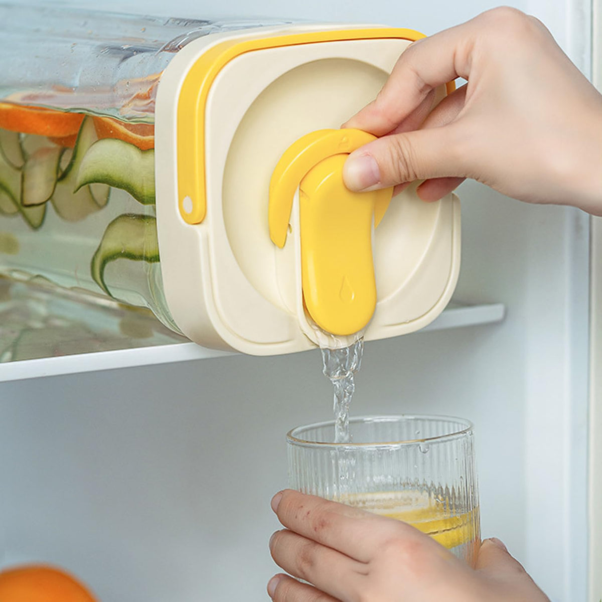 3.5L Plastic Beverage Dispenser Z112962